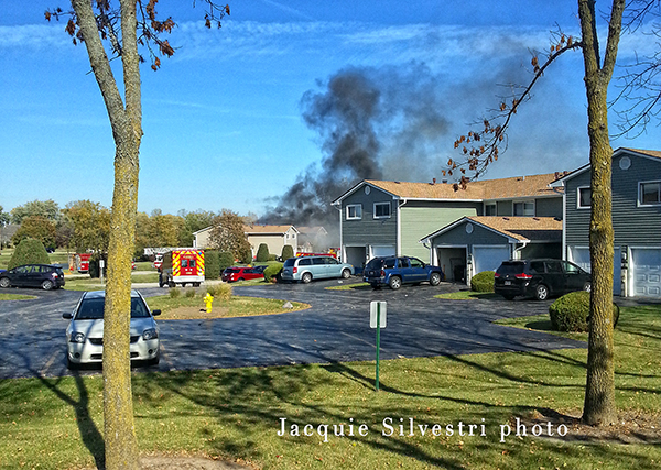 3 firefighters injured at 2-alarm fire in Gurnee IL 10-27-13