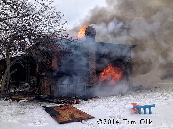 Lynwood house fully engulfed by fire 1-26-14