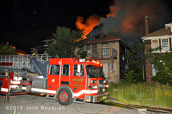 vacant house in Detroit engulfed in flames