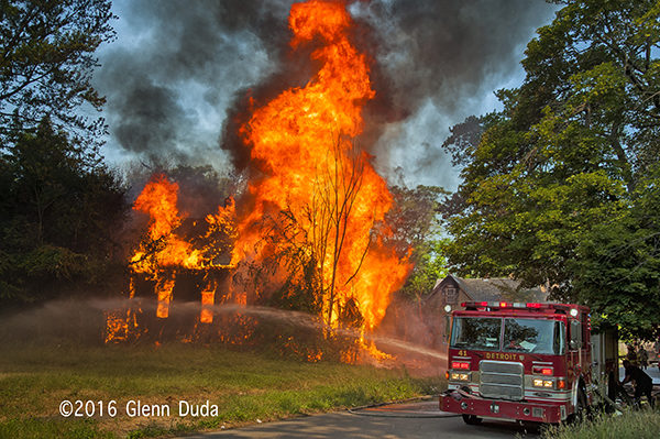 vacant house destroyed by fire in Detroit