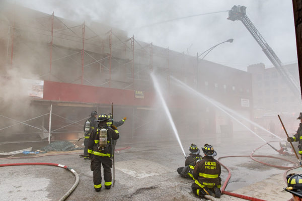 Chicago Firefighters battle commercial building fire