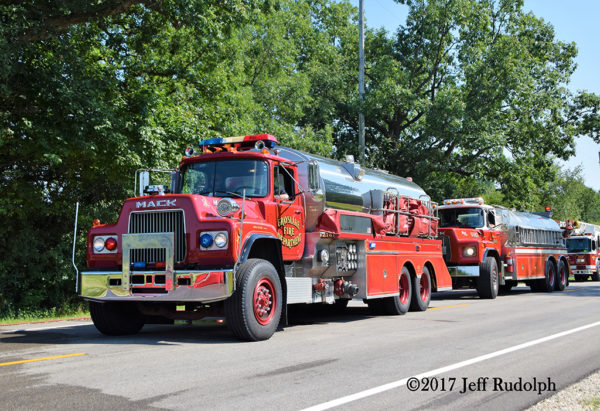 Mack R-Model fire trucks