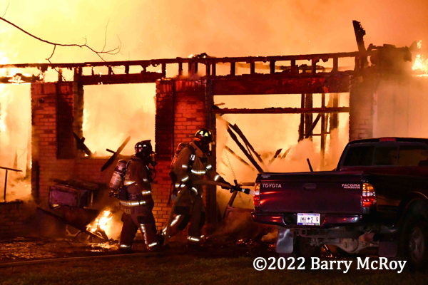#firescenes.net; #BarryMcRoy; #ColletonCountyFireRescue; #firefighters; #totallyengulfed